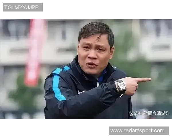 南通支云足球队崛起之路:从地方队到职业联赛的奋进历程 南通支云足球队崛起之路:从地方队到职业联赛的奋进历程